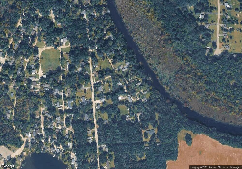 6670 Poplar Dr, Whitmore Lake, MI 48189 - photo 1