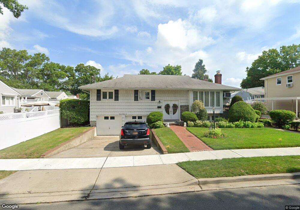 1136 Barnes St, Franklin Square, NY 11010 - photo 1