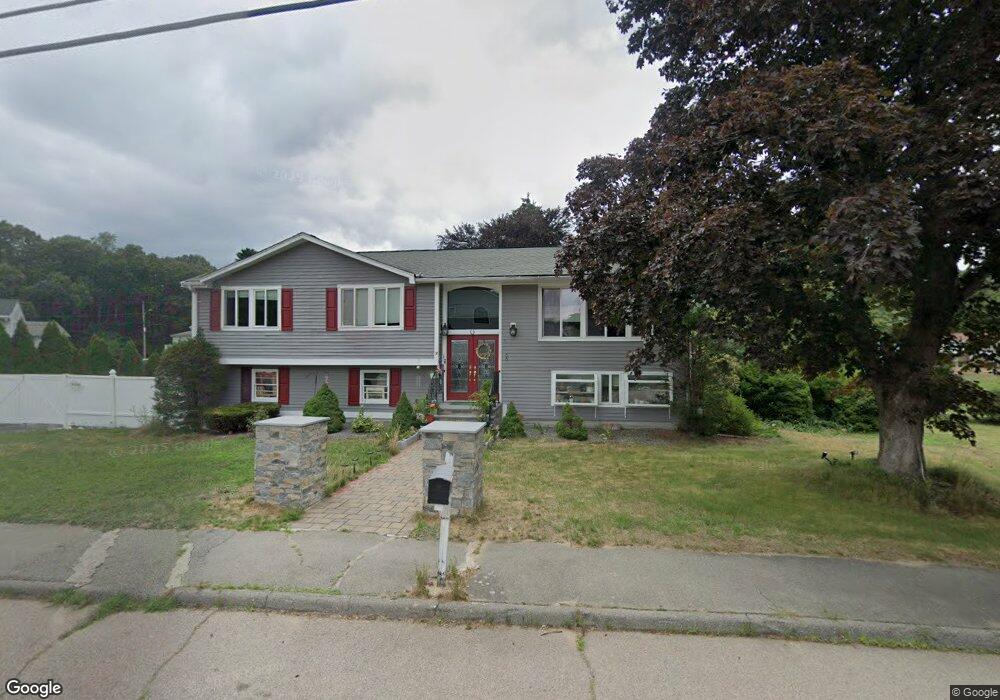 7 Holly Ln unit 1, Randolph, MA 02368 - photo 1