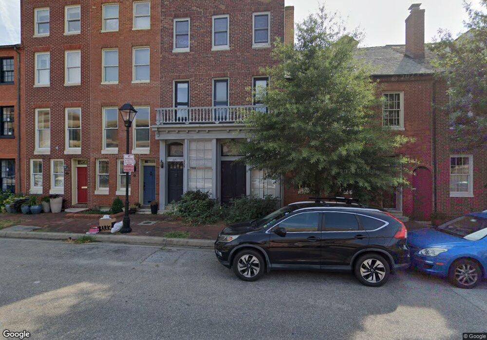 523 S Sharp St, Baltimore, MD 21201 - photo 1