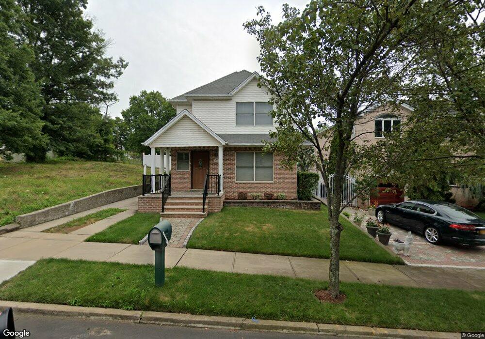 427 Philip Ave, Staten Island, NY 10312 - photo 1