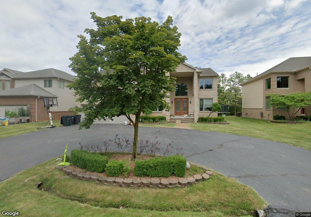 2137 Aldwin Dr, West Bloomfield, MI 48324 - photo 1