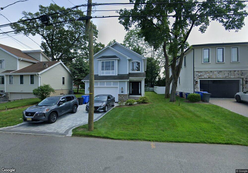 82 Newcomb Rd, Tenafly, NJ 07670 - photo 1