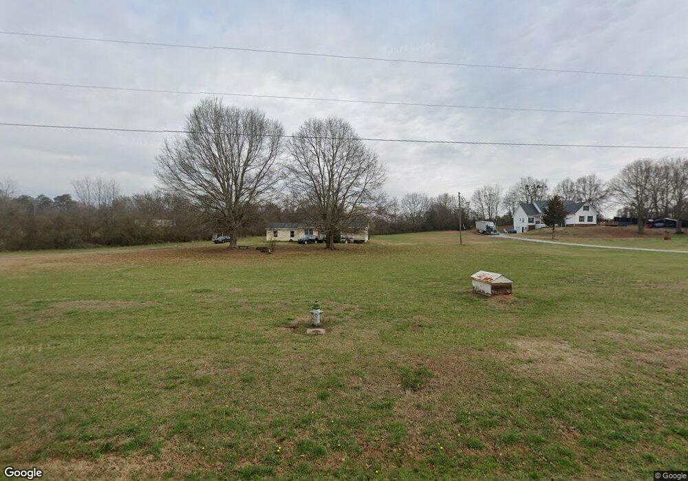 183 Apple Valley Rd, Commerce, GA 30529 - photo 1