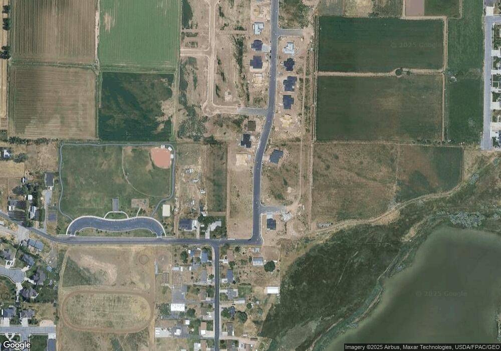 1745 N 4100 W unit 16, North Ogden, UT 84404 - photo 1