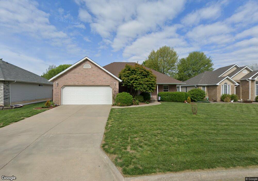 209 N Laurel Ln, Nixa, MO 65714 - photo 1