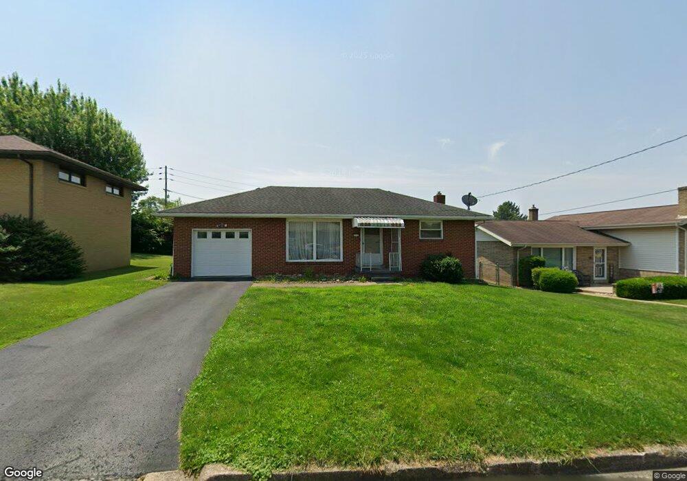 1111 Cherry St, Latrobe, PA 15650 - photo 1