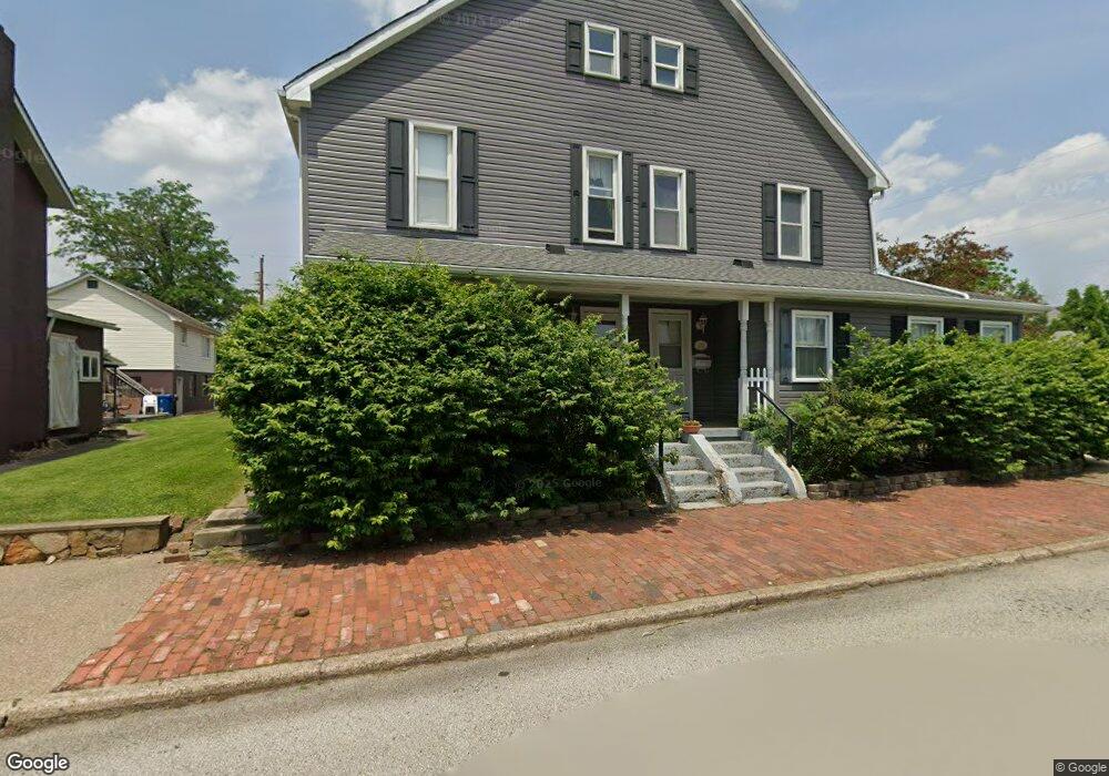 528 Weldon St unit 530, Latrobe, PA 15650 - photo 1