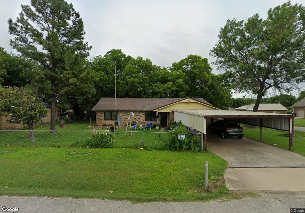 1316 11th Ave NW, Ardmore, OK 73401 - photo 1