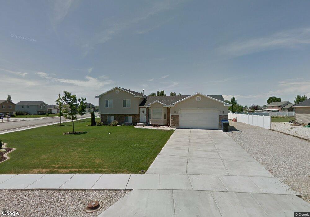 2391 3425 W unit 420, Farr West, UT 84404 - photo 1