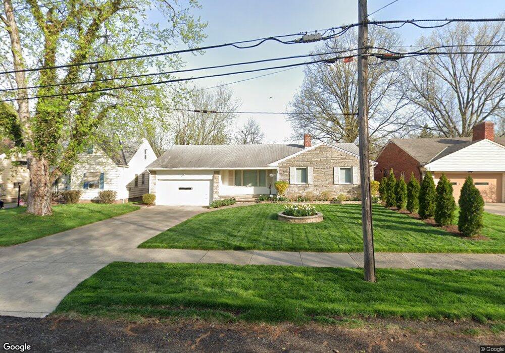 18705 Harlan Dr, Maple Heights, OH 44137 - photo 1