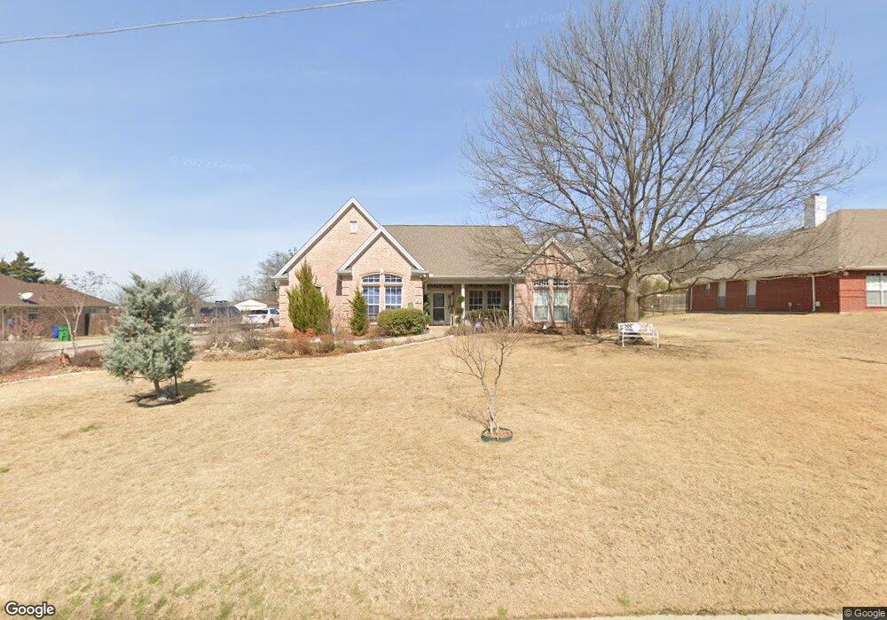 300 W Mulberry St, Decatur, TX 76234 - photo 1