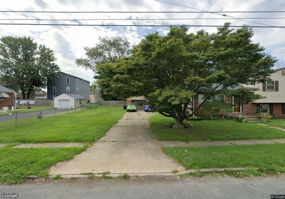 301 Manhattan St, Essington, PA 19029 - photo 1