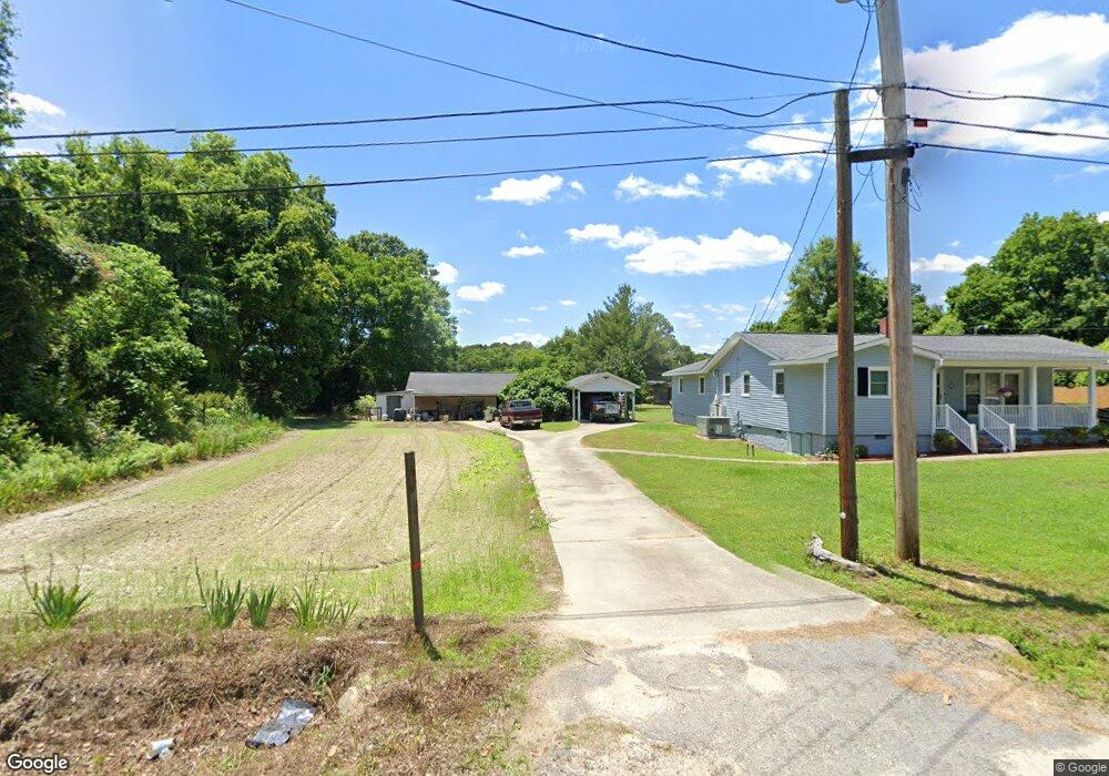 1223 1st St, Camden, SC 29020 - photo 1
