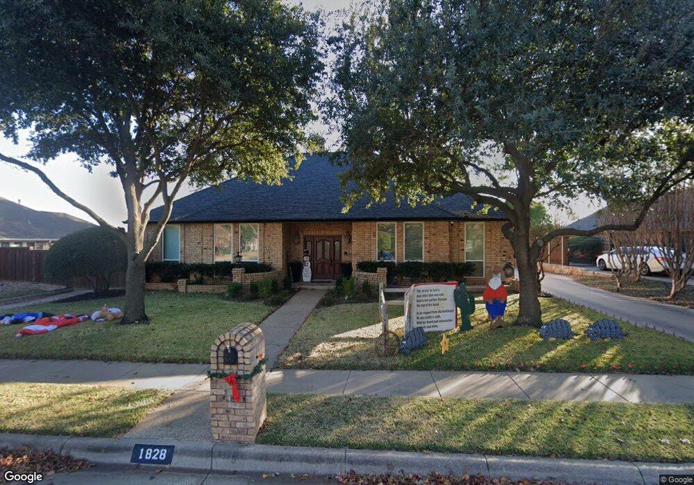 1828 Glenbrook Ct, Bedford, TX 76021 - photo 1