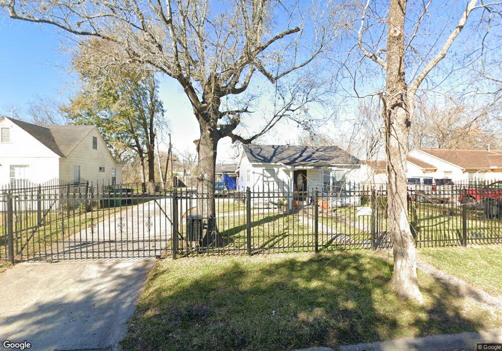 7215 Eppes St, Houston, TX 77087 - photo 1