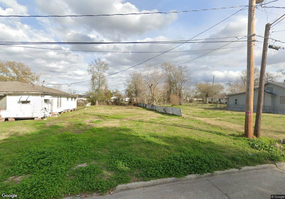 305 Magnolia St, Lake Charles, LA 70601 - photo 1