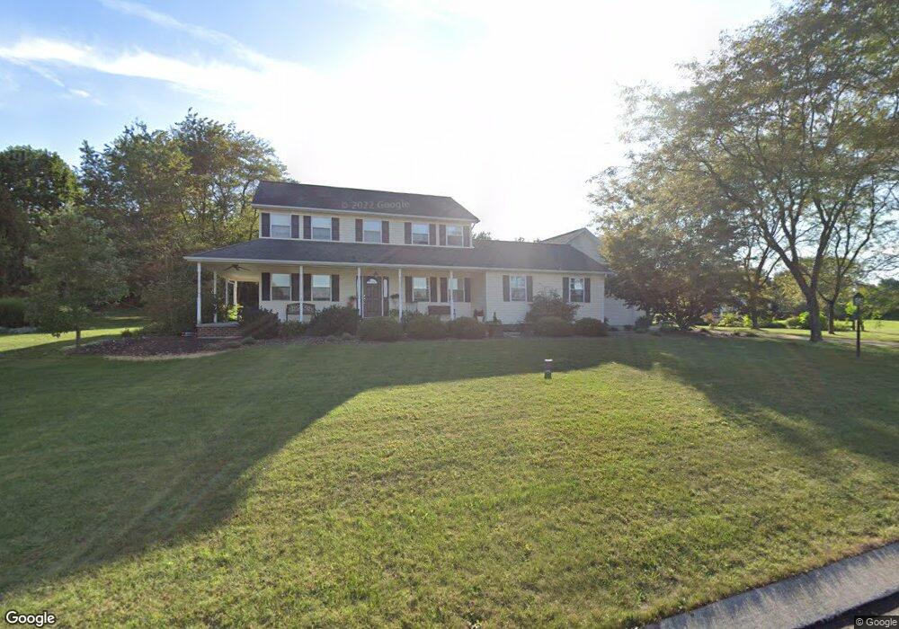 1077 Fox Run Terrace unit 26, Hanover, PA 17331 - photo 1