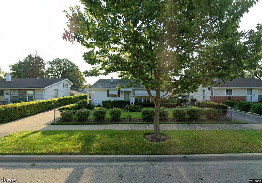 1515 N Berwick Blvd, Waukegan, IL 60085 - photo 1