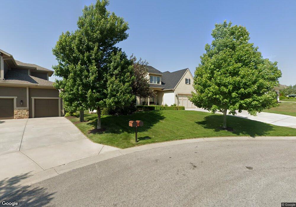 10627 W 168th Ct, Olathe, KS 66062 - photo 1