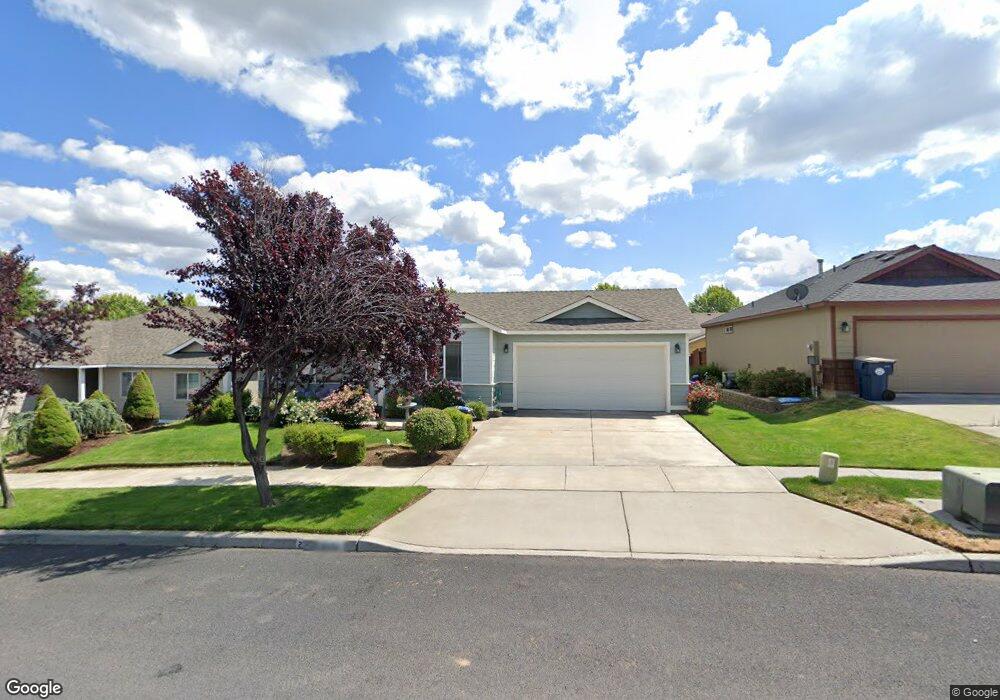 2240 NW Elm Ave, Redmond, OR 97756 - photo 1