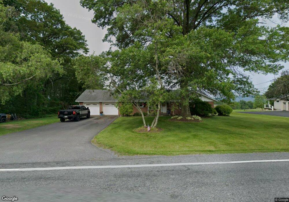 775 S Delps Rd, Bath, PA 18014 - photo 1