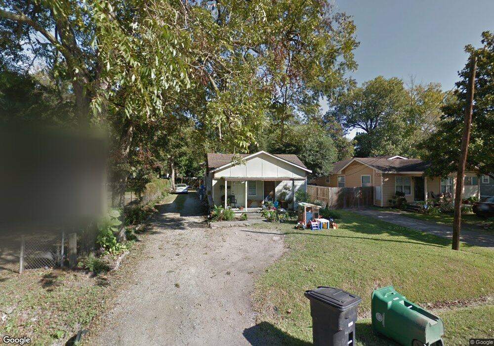 213 Luther St, Houston, TX 77076 - photo 1