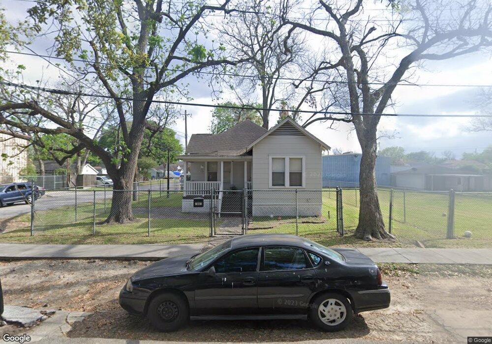 1001 Winston St, Houston, TX 77009 - photo 1