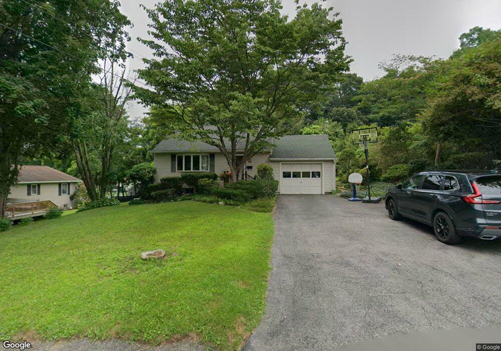 20 Sunset Ave, Pawling, NY 12564 - photo 1