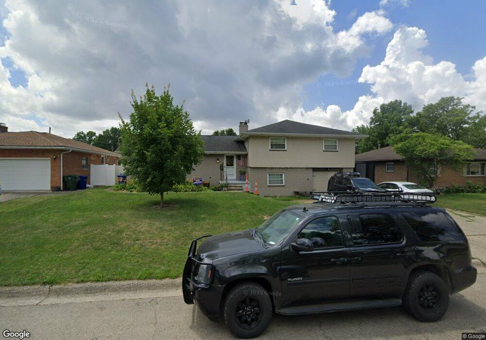 885 Janet Dr, Columbus, OH 43224 - photo 1