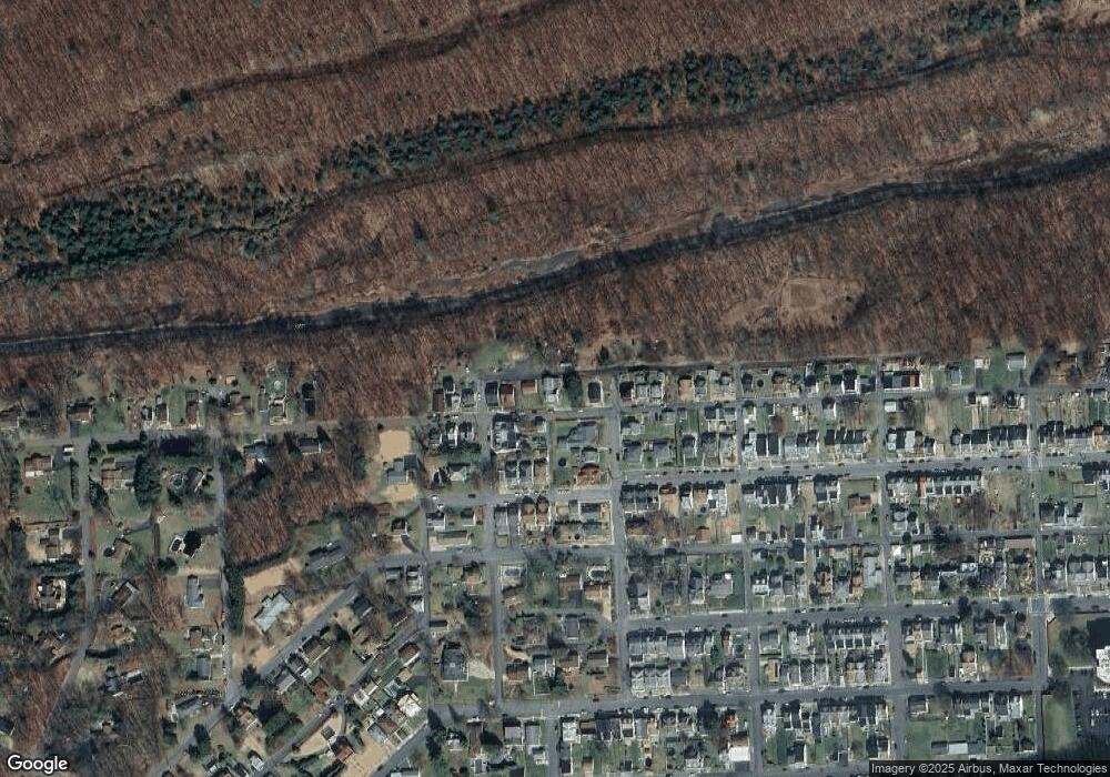 1713 W Independence St, Coal Township, PA 17866 - photo 1