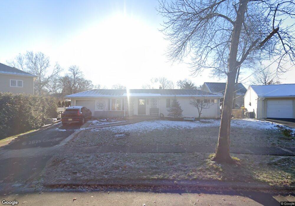 185 Beech Dr S, River Edge, NJ 07661 - photo 1