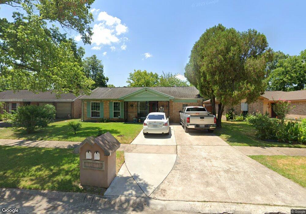 1719 Mosher Ln, Houston, TX 77088 - photo 1
