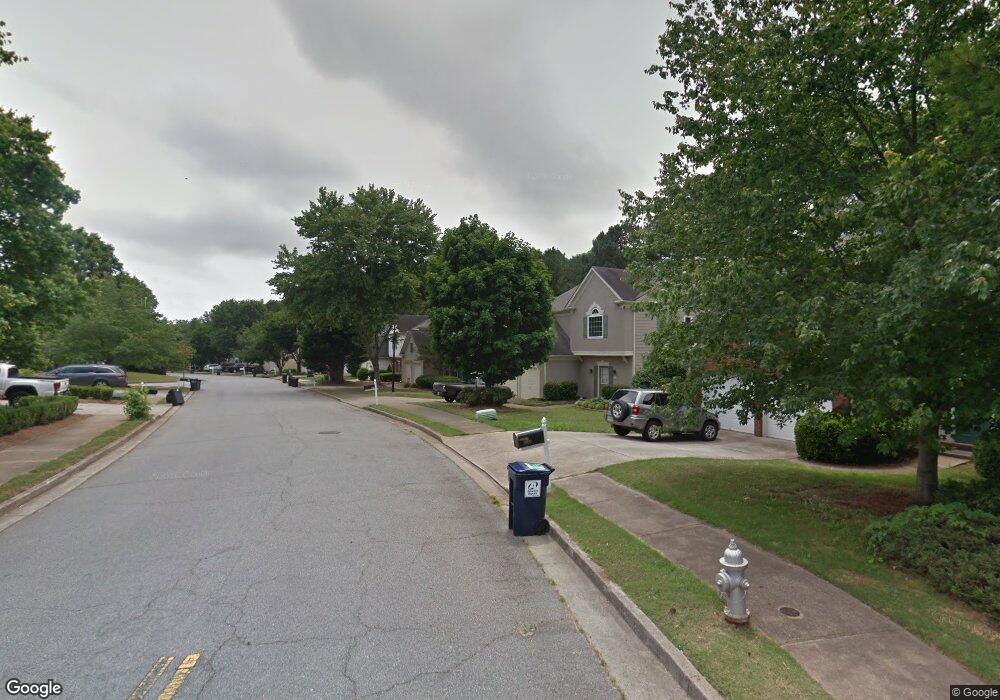 5020 Foxberry Ln, Roswell, GA 30075 - photo 1