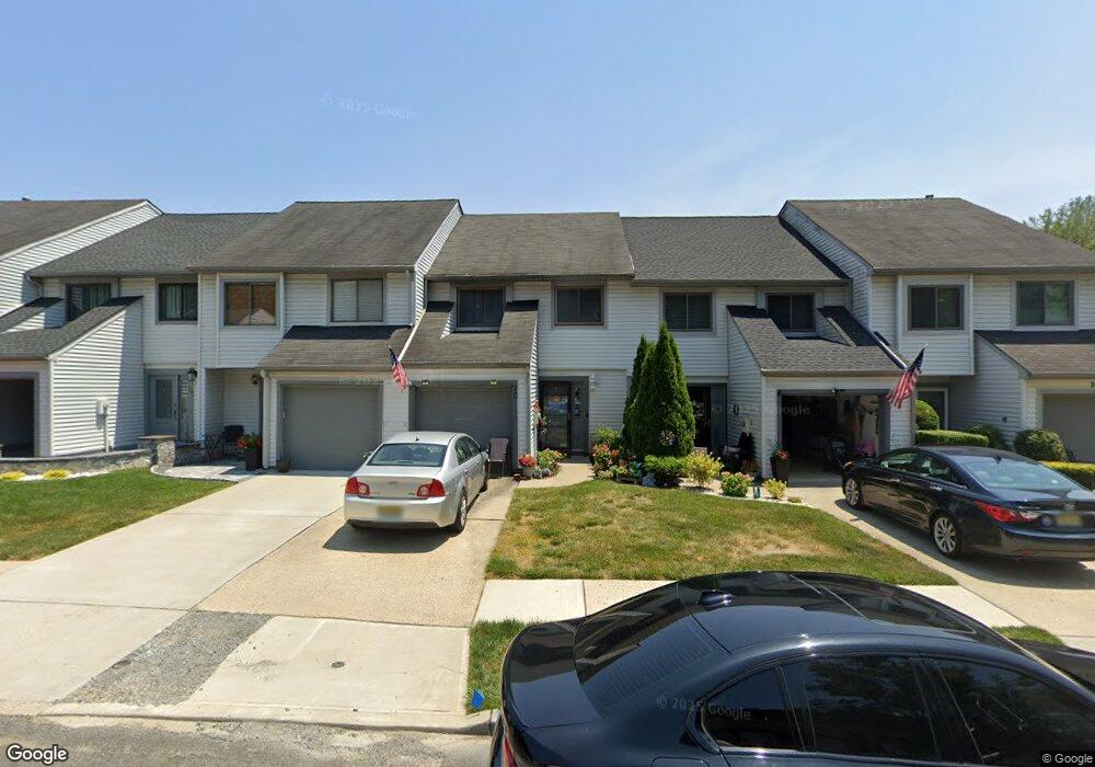 20 Lexington Cir, Matawan, NJ 07747 - photo 1