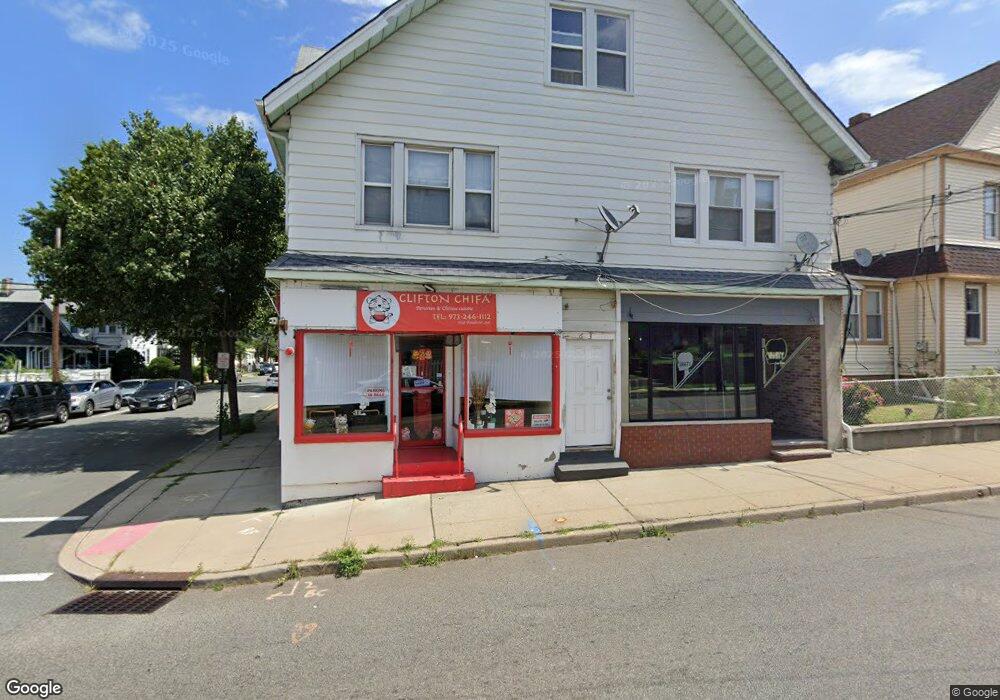 638 Paulison Ave unit 1, Clifton, NJ 07011 - photo 1