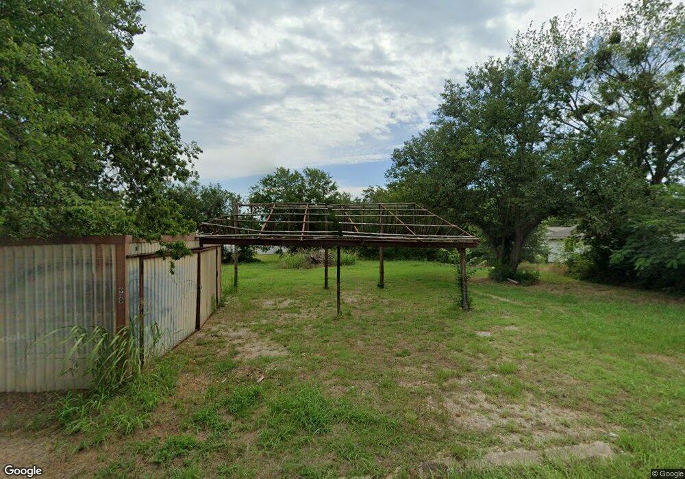 910 5th St, Wilson, OK 73463 - photo 1