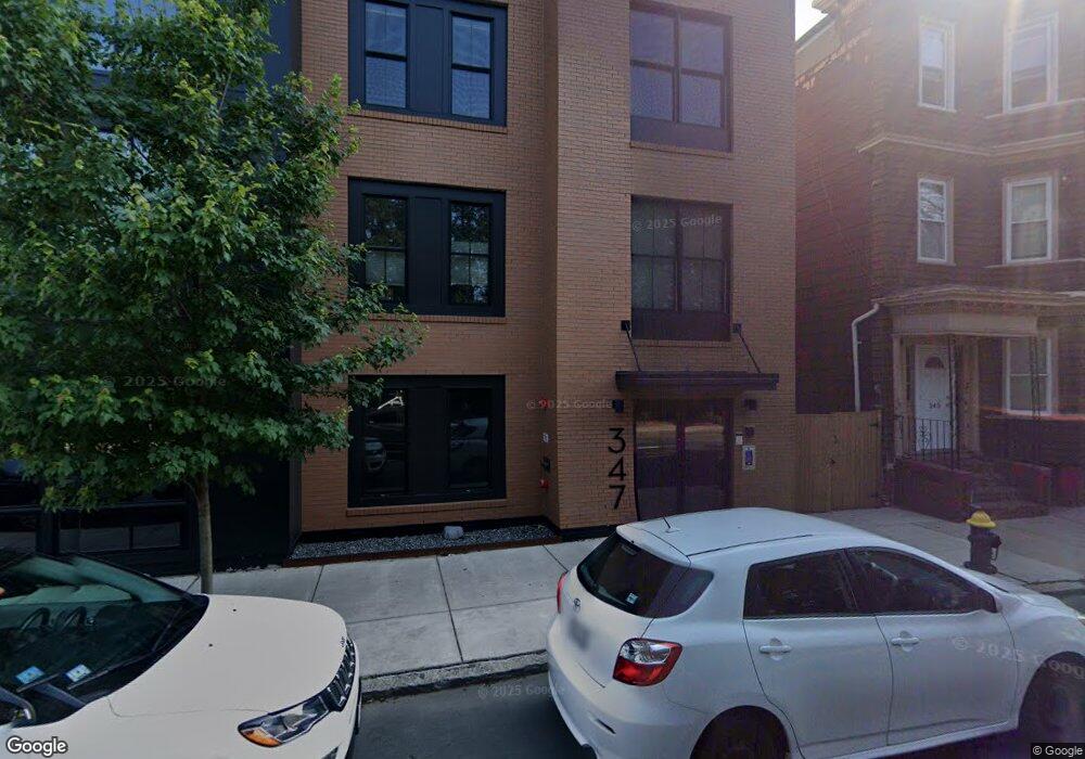 345 Maverick St unit 1, Boston, MA 02128 - photo 1