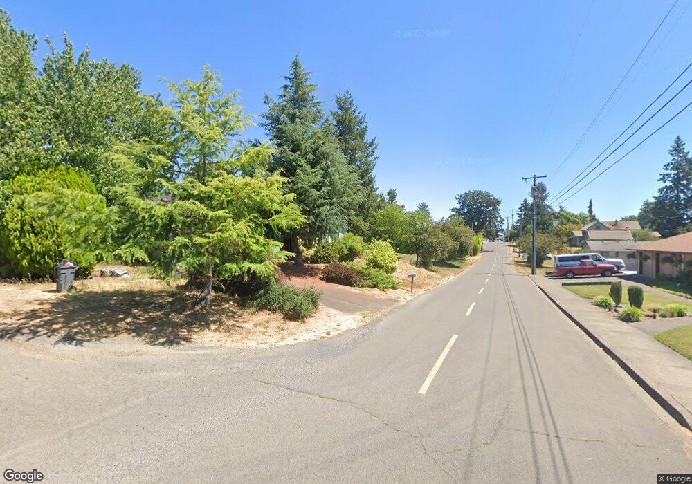 155 S Scott, Carlton, OR 97111 - photo 1