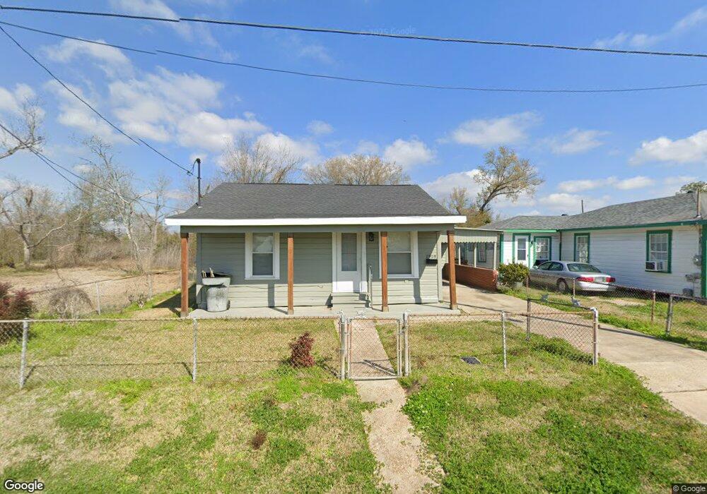 1919 Gieffers St, Lake Charles, LA 70601 - photo 1