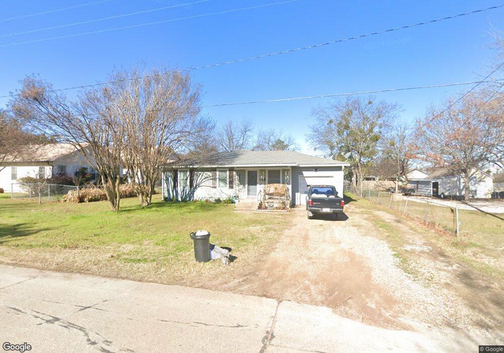 902 E Milam St, Ennis, TX 75119 - photo 1