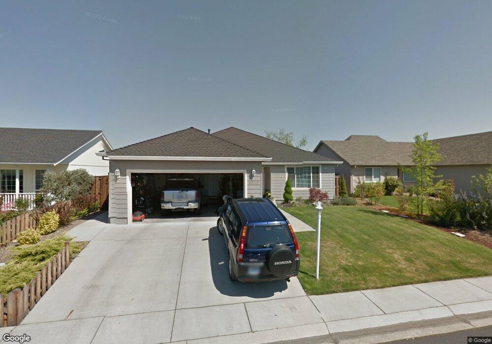 2035 Walnut Grove Ln, Central Point, OR 97502 - photo 1