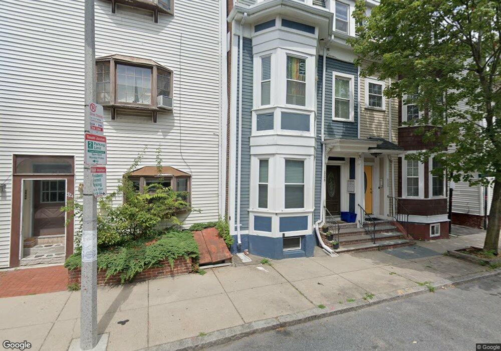 526 E 7th St unit 1, Boston, MA 02127 - photo 1