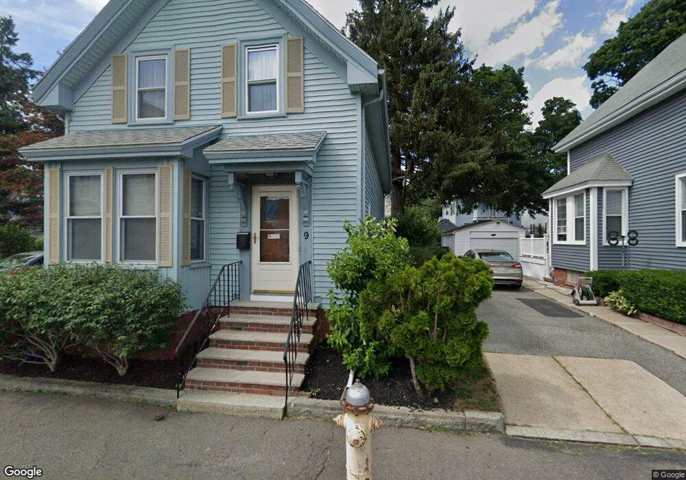 9 Messervy St, Salem, MA 01970 - photo 1