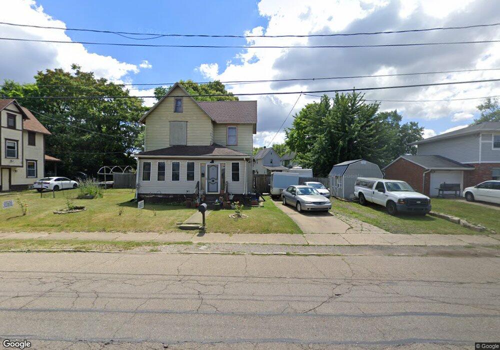 732 Ojays Pkwy NE, Canton, OH 44704 - photo 1