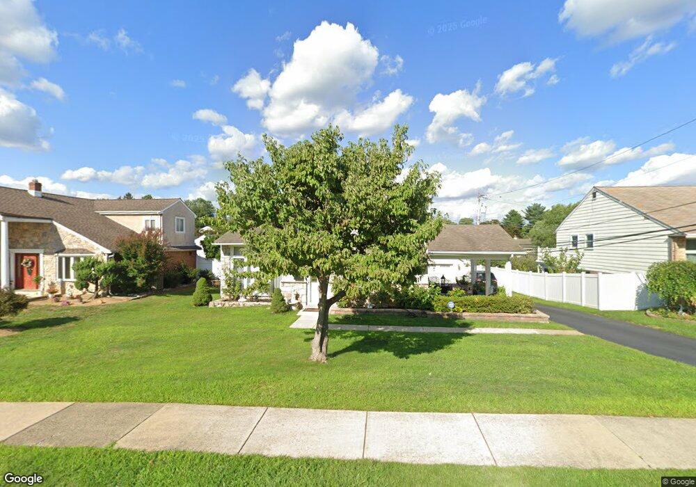 313 Robinson Dr, Broomall, PA 19008 - photo 1