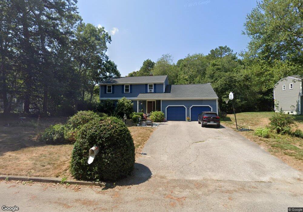 52 Tomahawk Cir, Saunderstown, RI 02874 - photo 1