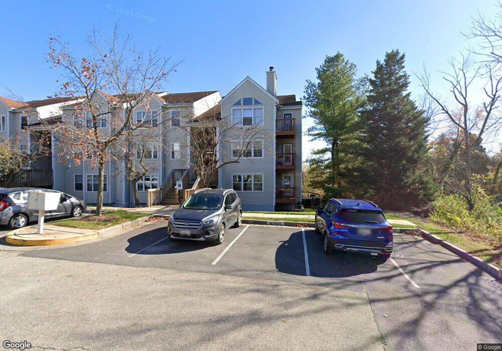 8D Fallen Tree Ct, Baltimore, MD 21227 - photo 1