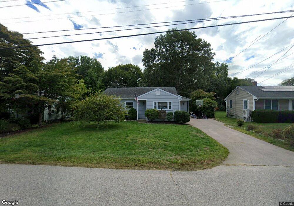 22 W Arch St, Pawcatuck, CT 06379 - photo 1