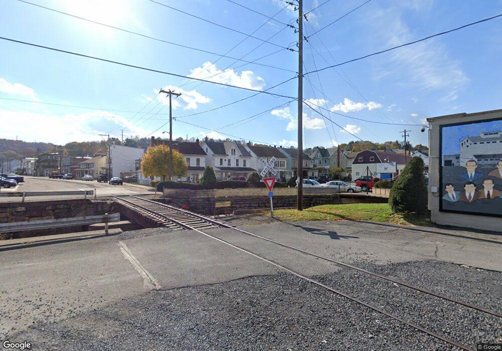 408 W Chestnut St, Shamokin, PA 17872 - photo 1